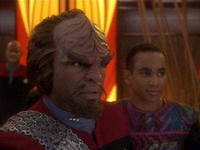 Star Trek: Deep Space Nine Screencaps "Little Green Men" (S4:E8)