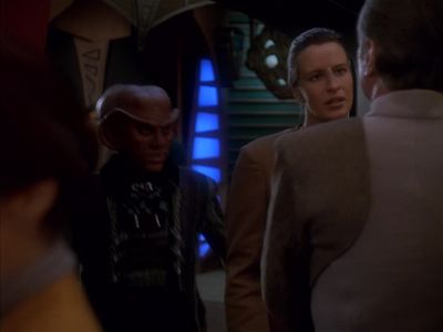 Star Trek: Deep Space Nine Screencaps "Little Green Men" (S4:E8)