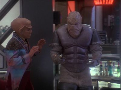 Star Trek: Deep Space Nine Screencaps "Little Green Men" (S4:E8)