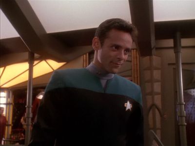 Star Trek: Deep Space Nine Screencaps "Little Green Men" (S4:E8)