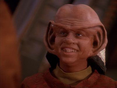 Star Trek: Deep Space Nine Screencaps "Little Green Men" (S4:E8)
