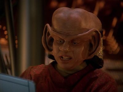 Star Trek: Deep Space Nine Screencaps "Little Green Men" (S4:E8)