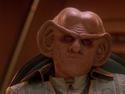 Star Trek: Deep Space Nine Screencaps "Little Green Men" (S4:E8)