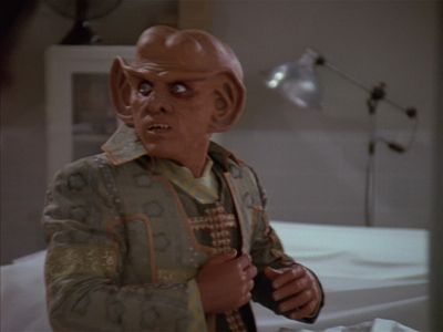 Star Trek: Deep Space Nine Screencaps "Little Green Men" (S4:E8)
