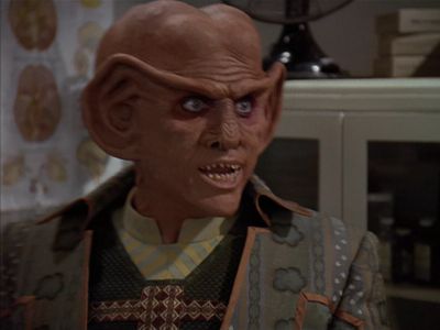 Star Trek: Deep Space Nine Screencaps "Little Green Men" (S4:E8)