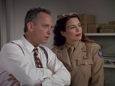 Star Trek: Deep Space Nine Screencaps "Little Green Men" (S4:E8)