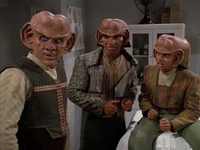 Star Trek: Deep Space Nine Screencaps "Little Green Men" (S4:E8)