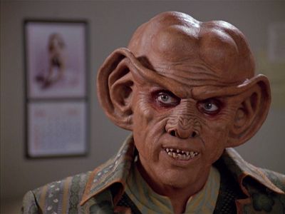 Star Trek: Deep Space Nine Screencaps "Little Green Men" (S4:E8)