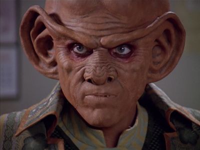 Star Trek: Deep Space Nine Screencaps "Little Green Men" (S4:E8)