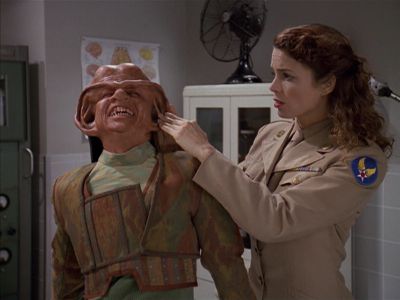 Star Trek: Deep Space Nine Screencaps "Little Green Men" (S4:E8)