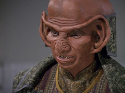 Star Trek: Deep Space Nine Screencaps "Little Green Men" (S4:E8)