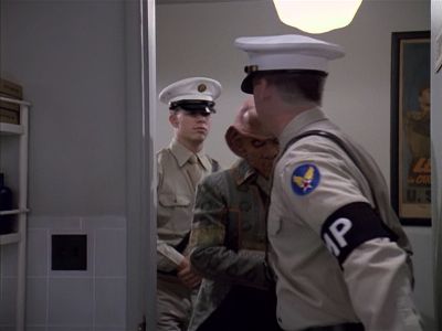 Star Trek: Deep Space Nine Screencaps "Little Green Men" (S4:E8)