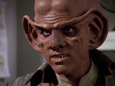 Star Trek: Deep Space Nine Screencaps "Little Green Men" (S4:E8)