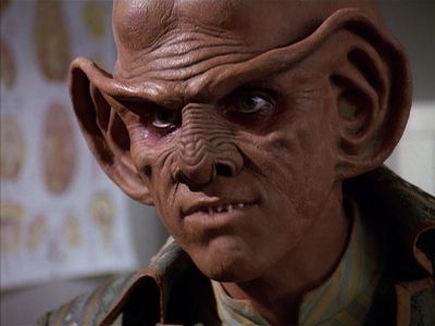 Star Trek: Deep Space Nine Screencaps "Little Green Men" (S4:E8)