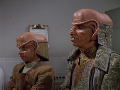 Star Trek: Deep Space Nine Screencaps "Little Green Men" (S4:E8)