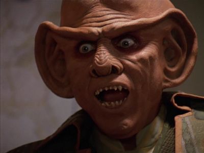 Star Trek: Deep Space Nine Screencaps "Little Green Men" (S4:E8)