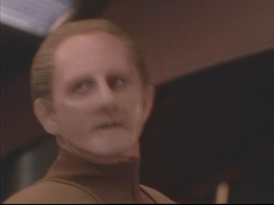 Star Trek: Deep Space Nine Screencaps "Little Green Men" (S4:E8)