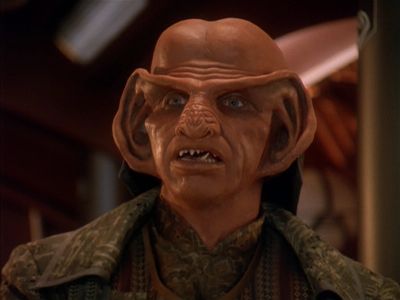 Star Trek: Deep Space Nine Screencaps "Little Green Men" (S4:E8)