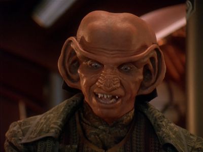 Star Trek: Deep Space Nine Screencaps "Little Green Men" (S4:E8)