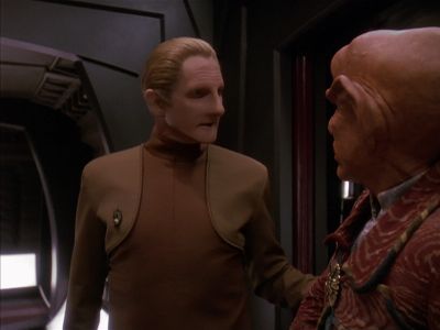 Star Trek: Deep Space Nine Screencaps "Little Green Men" (S4:E8)
