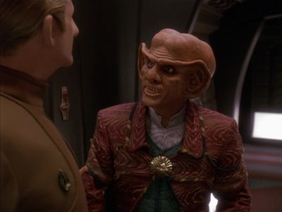 Star Trek: Deep Space Nine Screencaps "Little Green Men" (S4:E8)