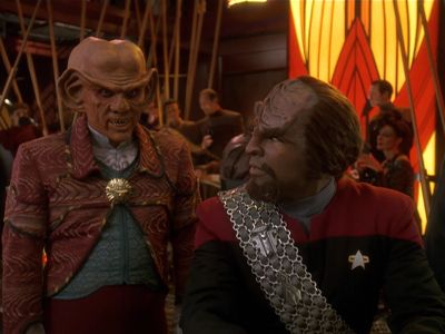 Star Trek: Deep Space Nine Screencaps "The Sword of Kahless" (S4:E9)