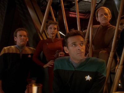 Star Trek: Deep Space Nine Screencaps "The Sword of Kahless" (S4:E9)