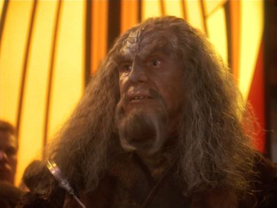 Star Trek: Deep Space Nine Screencaps "The Sword of Kahless" (S4:E9)