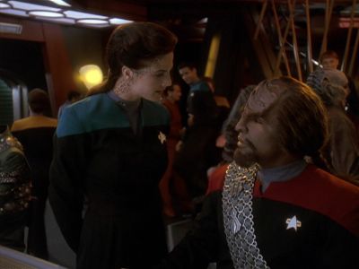 Star Trek: Deep Space Nine Screencaps "The Sword of Kahless" (S4:E9)