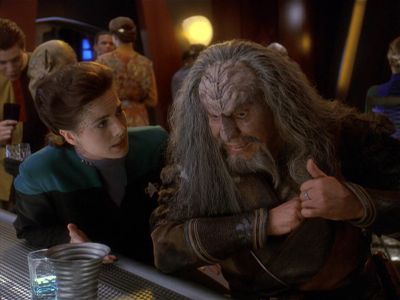 Star Trek: Deep Space Nine Screencaps "The Sword of Kahless" (S4:E9)