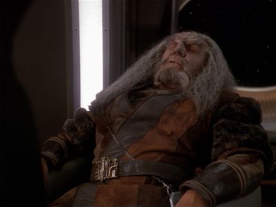Star Trek: Deep Space Nine Screencaps "The Sword of Kahless" (S4:E9)