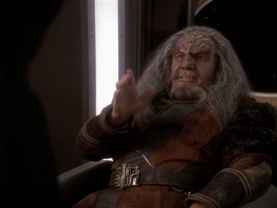 Star Trek: Deep Space Nine Screencaps "The Sword of Kahless" (S4:E9)