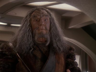 Star Trek: Deep Space Nine Screencaps "The Sword of Kahless" (S4:E9)
