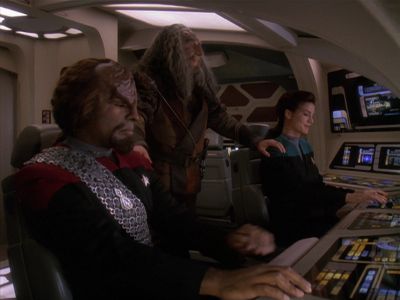 Star Trek: Deep Space Nine Screencaps "The Sword of Kahless" (S4:E9)