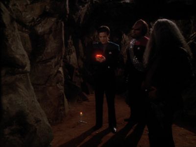 Star Trek: Deep Space Nine Screencaps "The Sword of Kahless" (S4:E9)