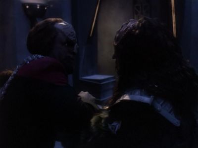 Star Trek: Deep Space Nine Screencaps "The Sword of Kahless" (S4:E9)