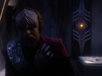 Star Trek: Deep Space Nine Screencaps "The Sword of Kahless" (S4:E9)