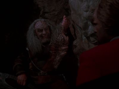 Star Trek: Deep Space Nine Screencaps "The Sword of Kahless" (S4:E9)