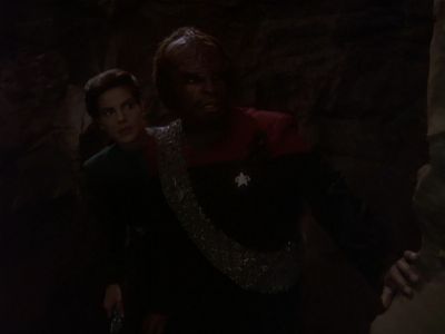 Star Trek: Deep Space Nine Screencaps "The Sword of Kahless" (S4:E9)