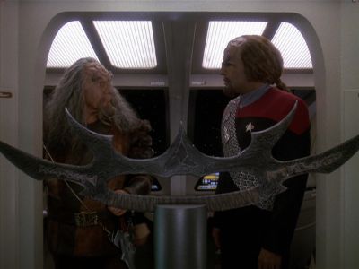Star Trek: Deep Space Nine Screencaps "The Sword of Kahless" (S4:E9)