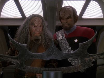 Star Trek: Deep Space Nine Screencaps "The Sword of Kahless" (S4:E9)