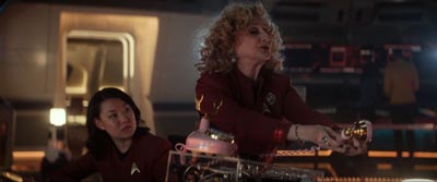 Star Trek: Strange New Worlds ScreenCaps "The Sehlat Who Ate its Tail" (S3:E6)