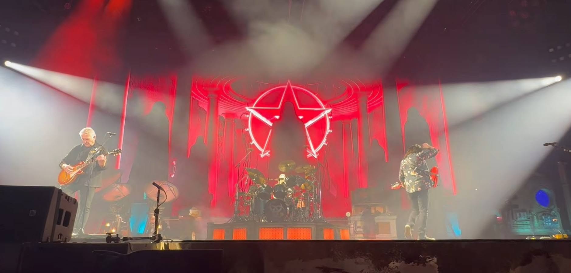 Rush 'Fifty Something' Tour Pictures - Kia Forum - Los Angeles, California - June 9th, 2026