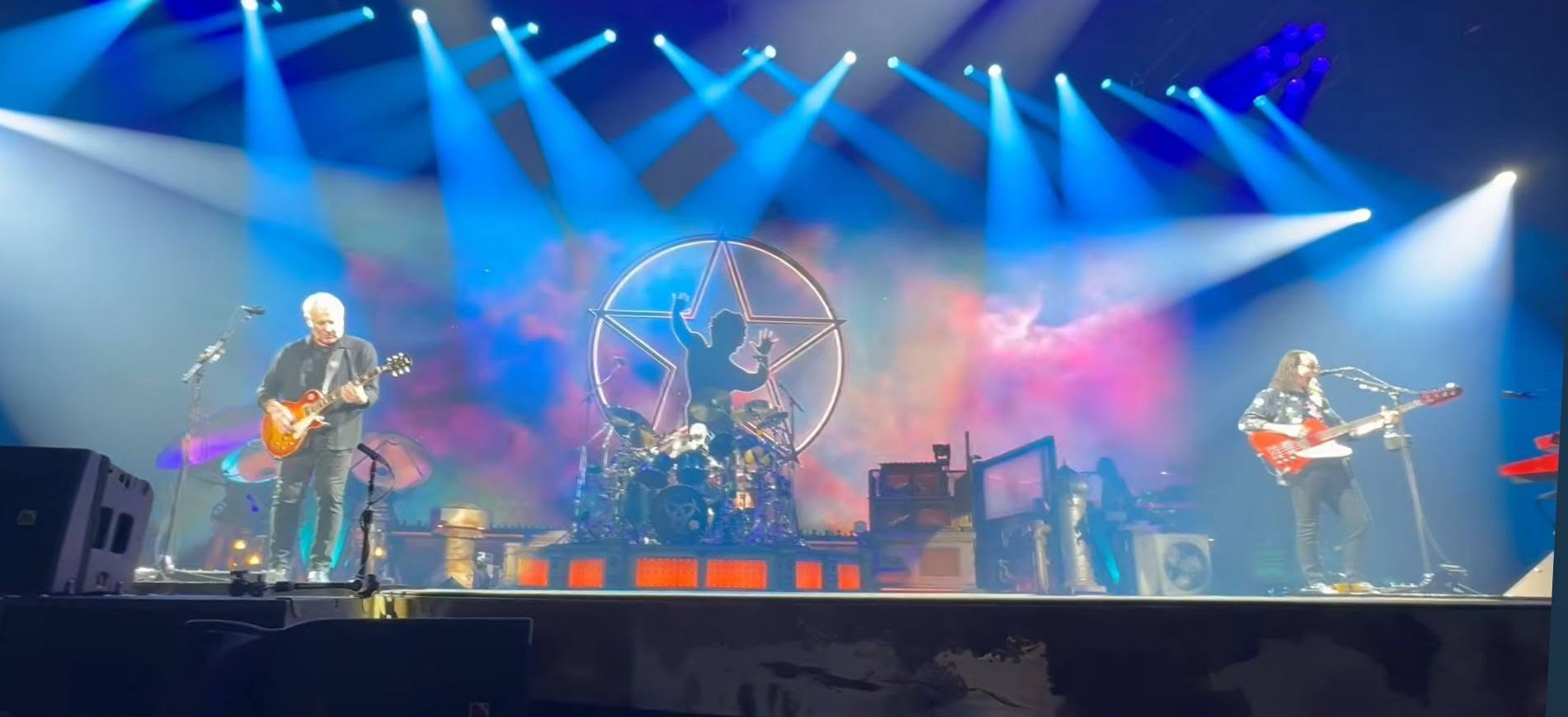 Rush 'Fifty Something' Tour Pictures - Kia Forum - Los Angeles, California - June 9th, 2026