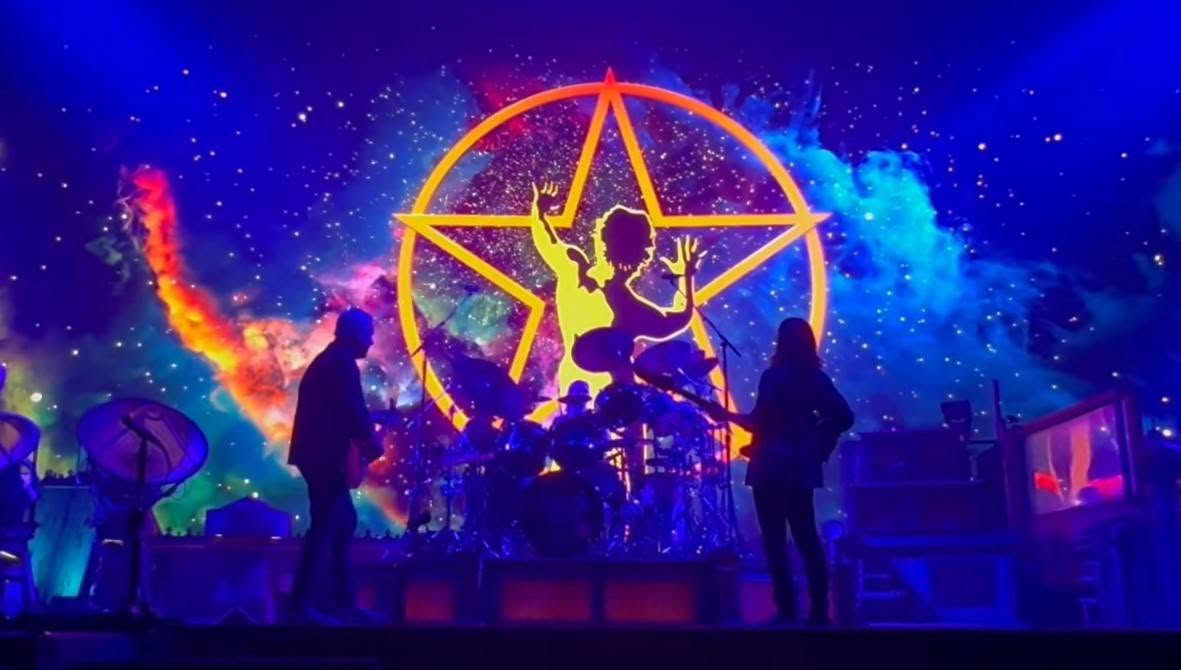 Rush 'Fifty Something' Tour Pictures - Kia Forum - Los Angeles, California - June 9th, 2026