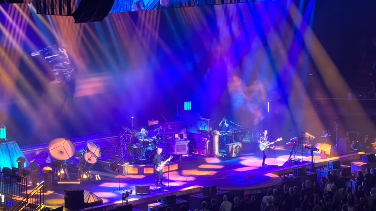 Rush 'Fifty Something' Tour Pictures - Kia Forum - Los Angeles, California - June 13th, 2026