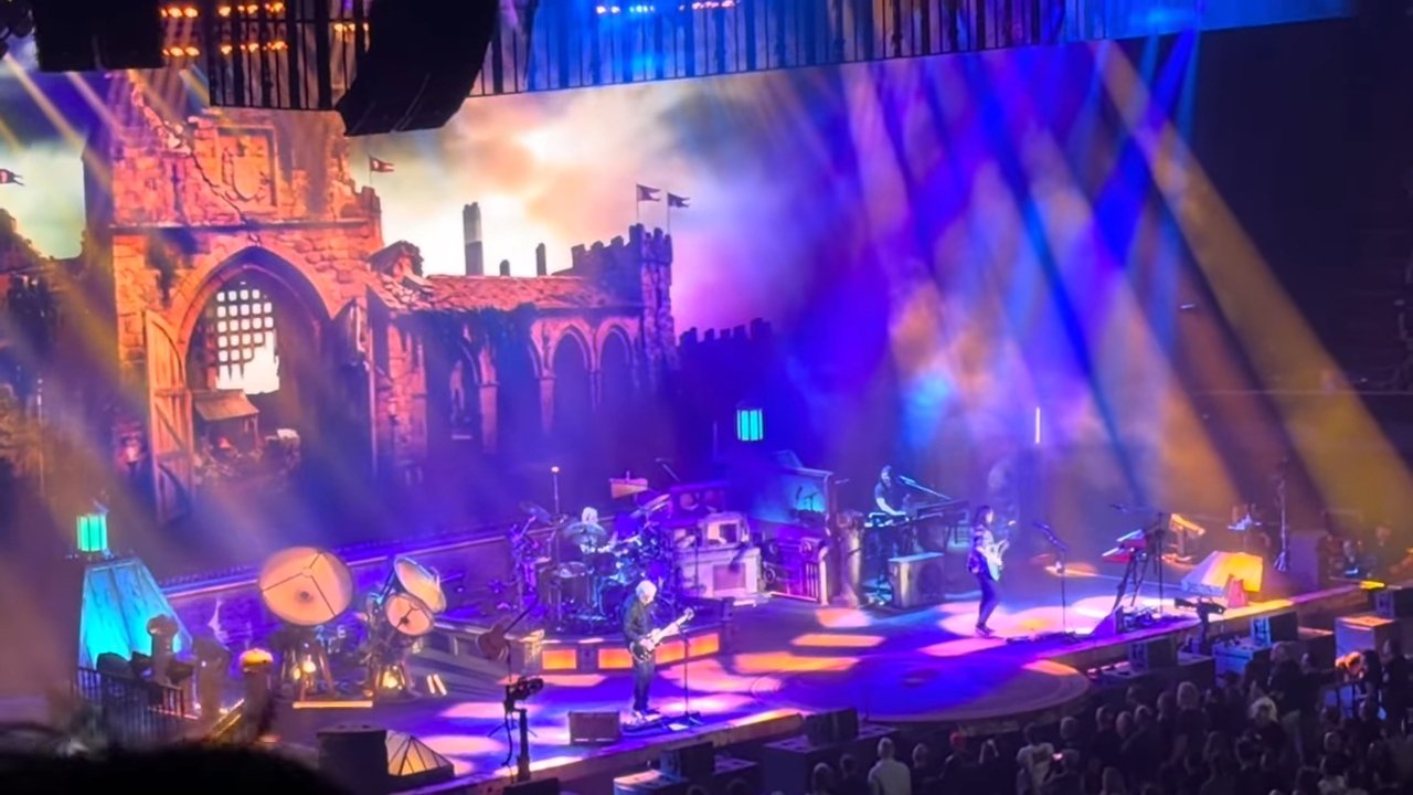 Rush 'Fifty Something' Tour Pictures - Kia Forum - Los Angeles, California - June 13th, 2026
