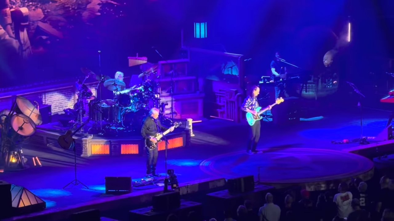 Rush 'Fifty Something' Tour Pictures - Kia Forum - Los Angeles, California - June 13th, 2026