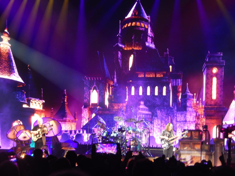 Rush 'Fifty Something' Tour Pictures - Madison Square Garden - New York City, New York - July 28th, 2026